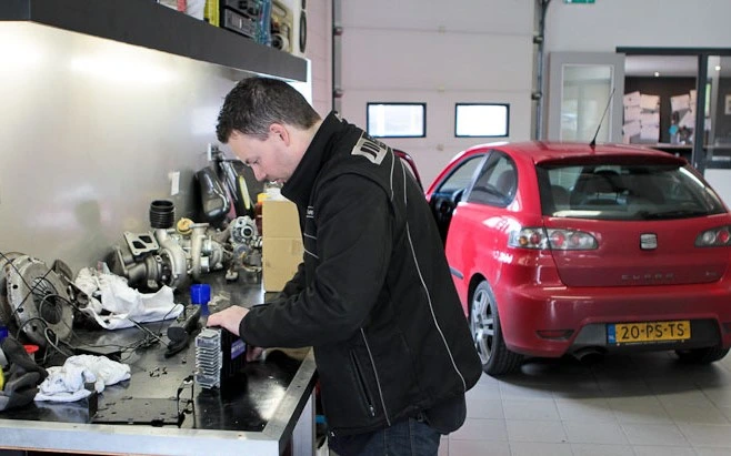 Who Is Jeroen Dik? A Story of Passion and Progress